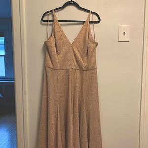 Dress the Population. XL flair dress. Blush and gold